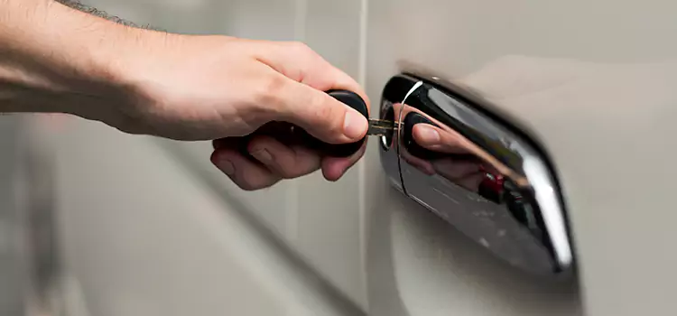 Why Choose Our Auto Locksmith Team in Coon Rapids, MN?